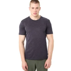 Essential T-Shirt Herren