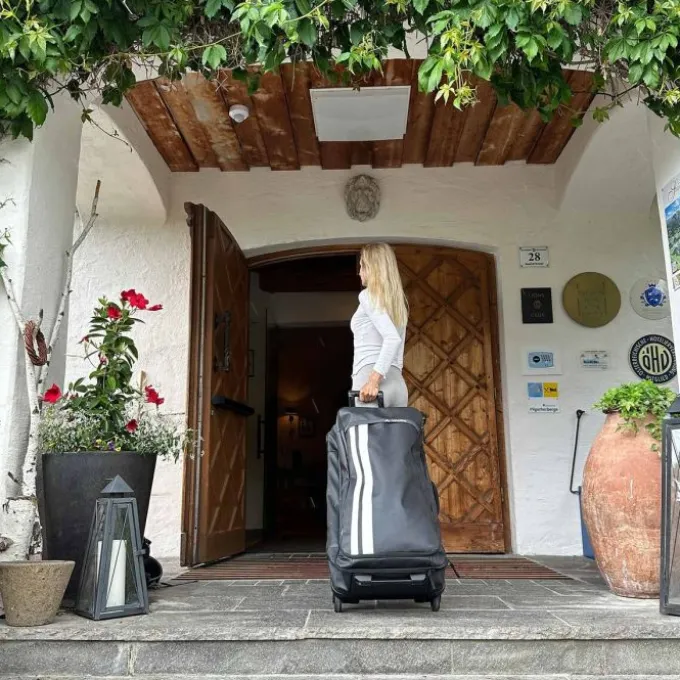 Takutea 90 Liter Reisetrolley